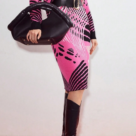 ABSTRACT KNIT SKIRT - Picture 4 of 8